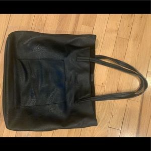 Black tote bag